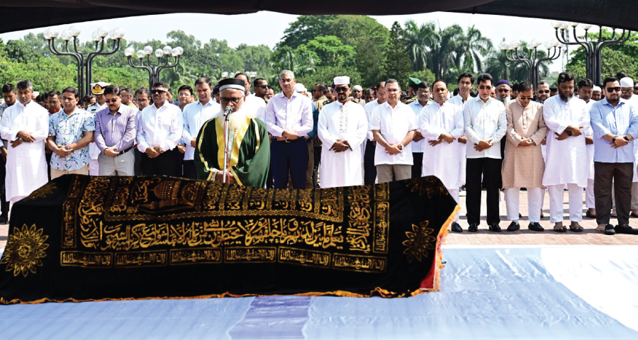 বিএনপি নেতা সালাহউদ্দিন আহমেদের জানাজায় অংশ নিলেন প্রধানমন্ত্রী তারেক রহমান