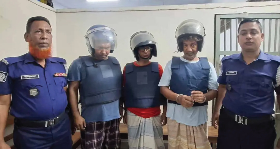 আইভীর ‘জয় বাংলা’ স্লোগানের পর আইনজীবীসহ গ্রেপ্তার ৩