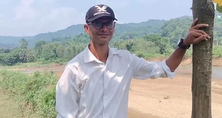 নেত্রকোনায় সাংবাদিককে গুলি করে হত্যা, মোটরসাইকেলে পালাল দুই যুবক