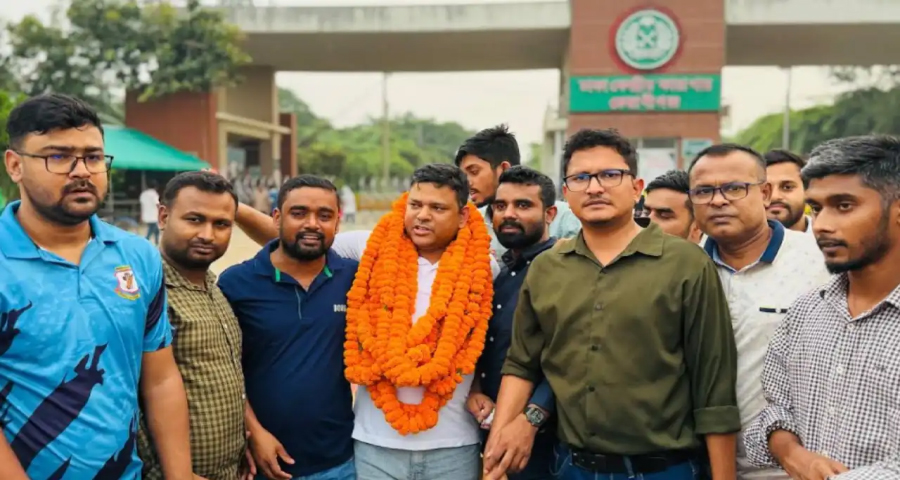 খালেদা জিয়াকে স্বাগত জানিয়ে মিছিলের মামলায় জামিনে মুক্ত শ্রমিকদল নেতা