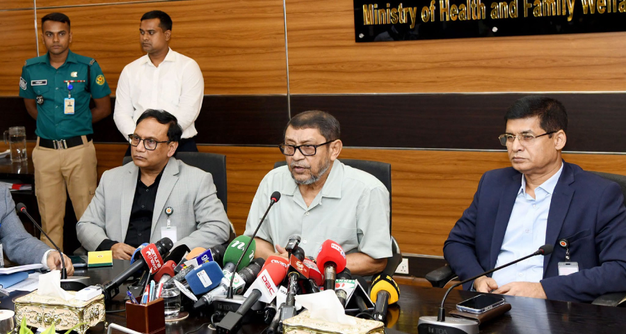 ঘরে ঘরে জন্মনিয়ন্ত্রণ সামগ্রী ও পরামর্শ পৌঁছে দেবে সরকার: স্বাস্থ্যমন্ত্রী