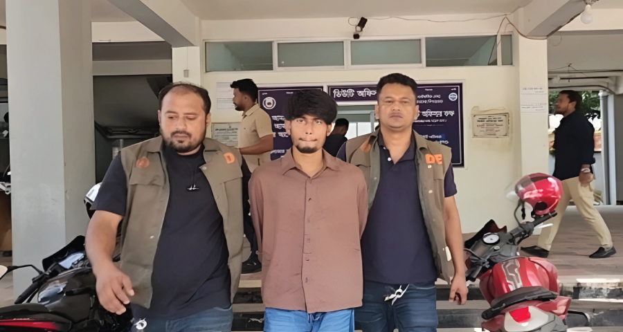 তাজমিন হত্যা মামলায় কক্সবাজার থেকে আটক রাজু কুমিল্লা ডিবির হেফাজতে