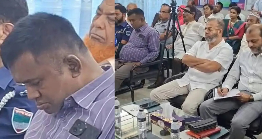 বাগেরহাটে প্রতিমন্ত্রীর অনুষ্ঠানে ঘুমিয়ে পড়লেন সিভিল সার্জন, সমালোচনা